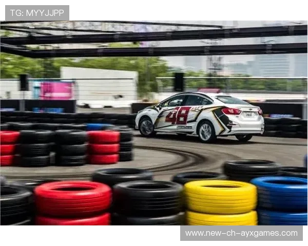 “极速追逐”——现场实时追踪比赛动态，极速追逃