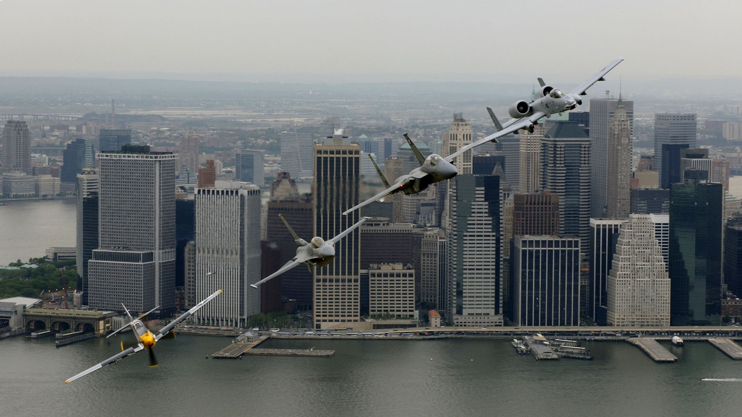 爱游戏网页版-搏击台上新战术引发关注,搏击比赛现场精彩讲解